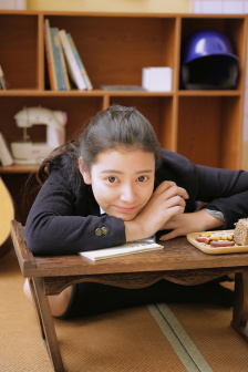 老师把女学生玩出水了小说